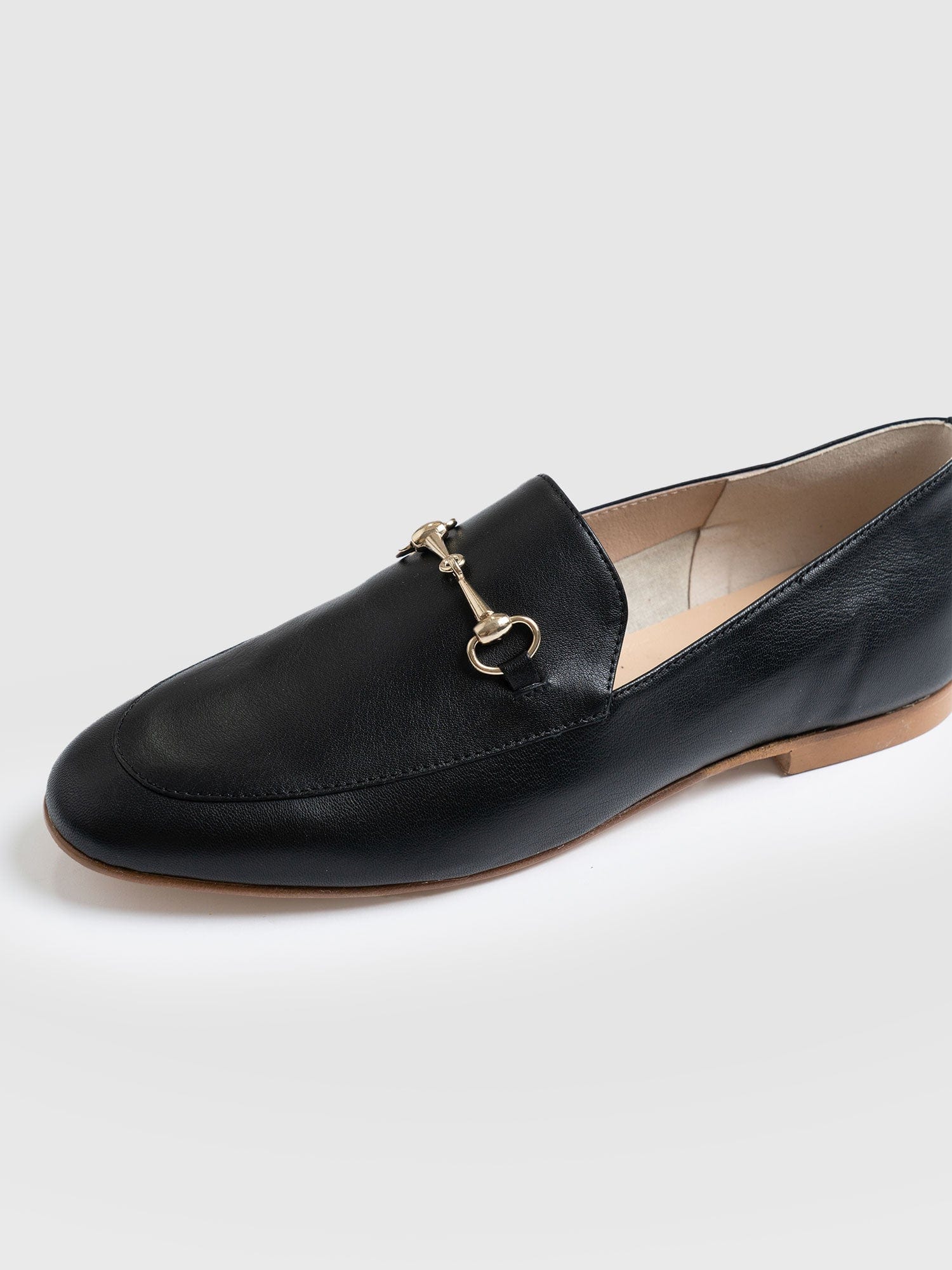 Cambridge Leather Loafer Black - Women's Loafers | Saint + Sofia® EU